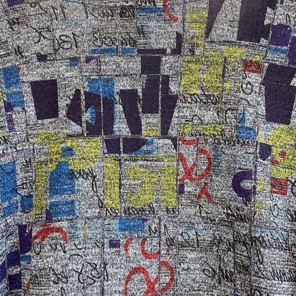 INOAH  - SIZE MEDIUM - GOTH STYLE GRAFFITI LIKE PRINT - MULTI COLORED - B11 - Picture 8 of 14